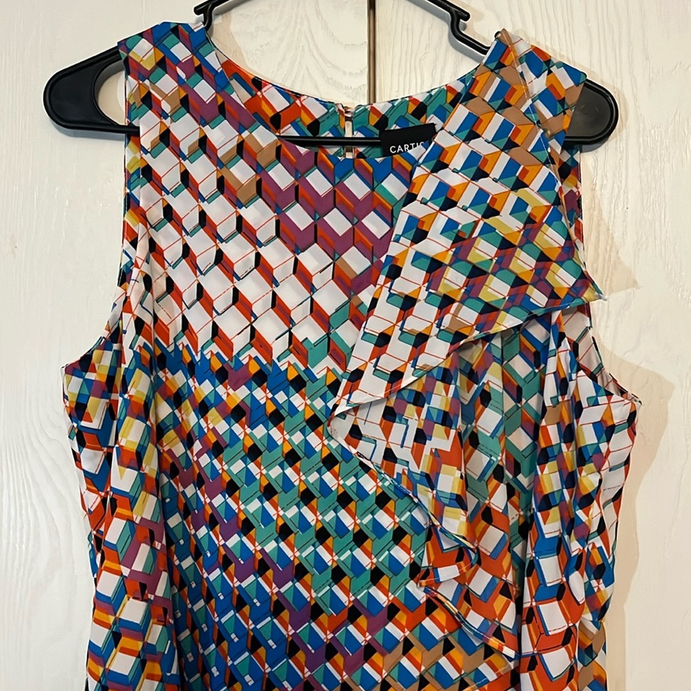 Cartise Sleeveless Abstract Print Blouse